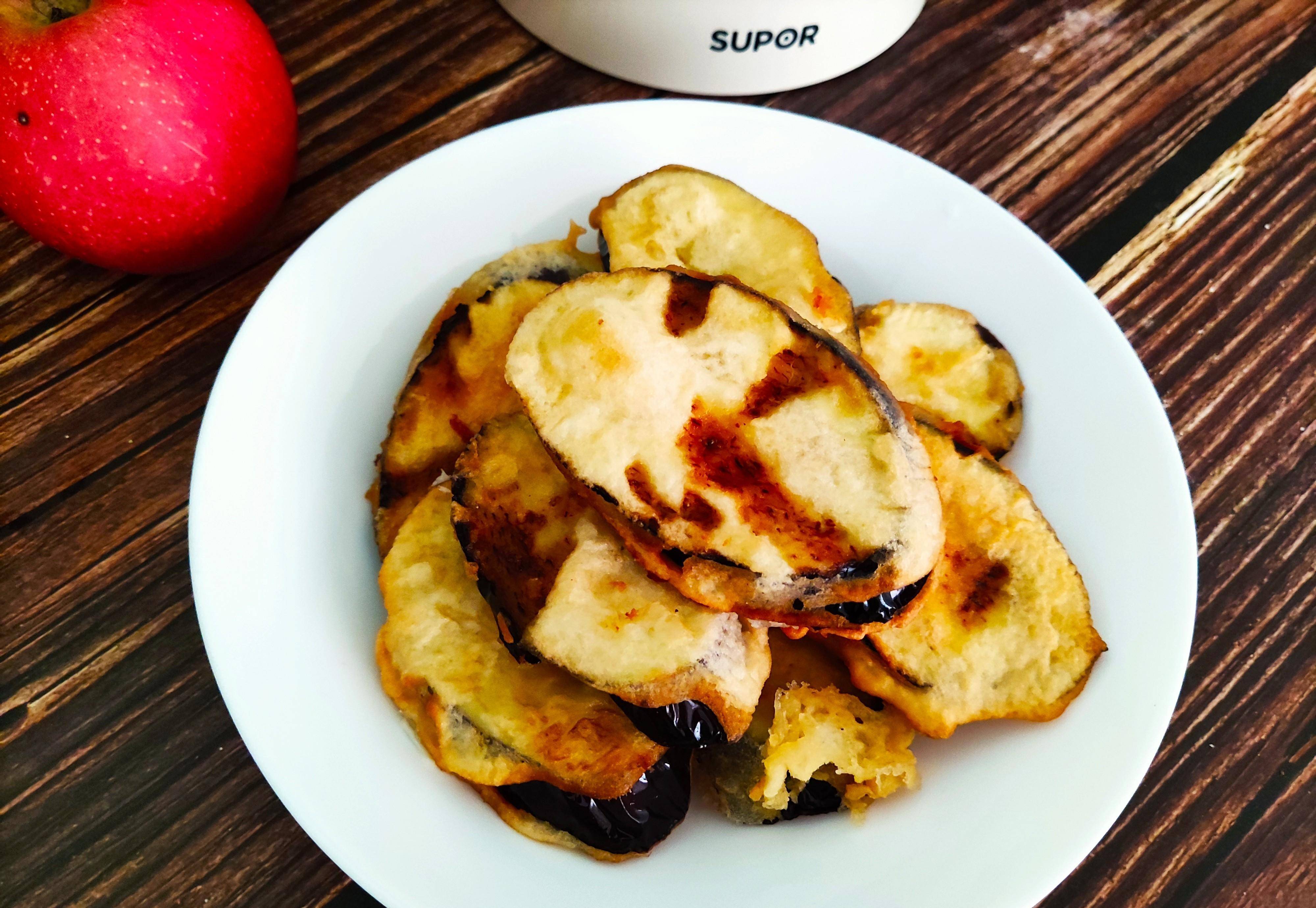 可以尝尝炸茄排,虽为素,但却又香又好吃_面糊_孩子_老人