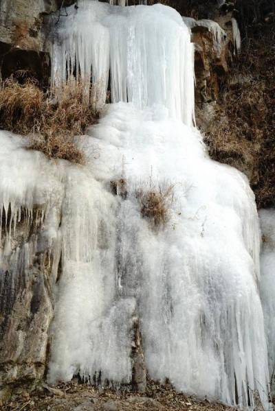神泉峡风景区冰瀑电话图片