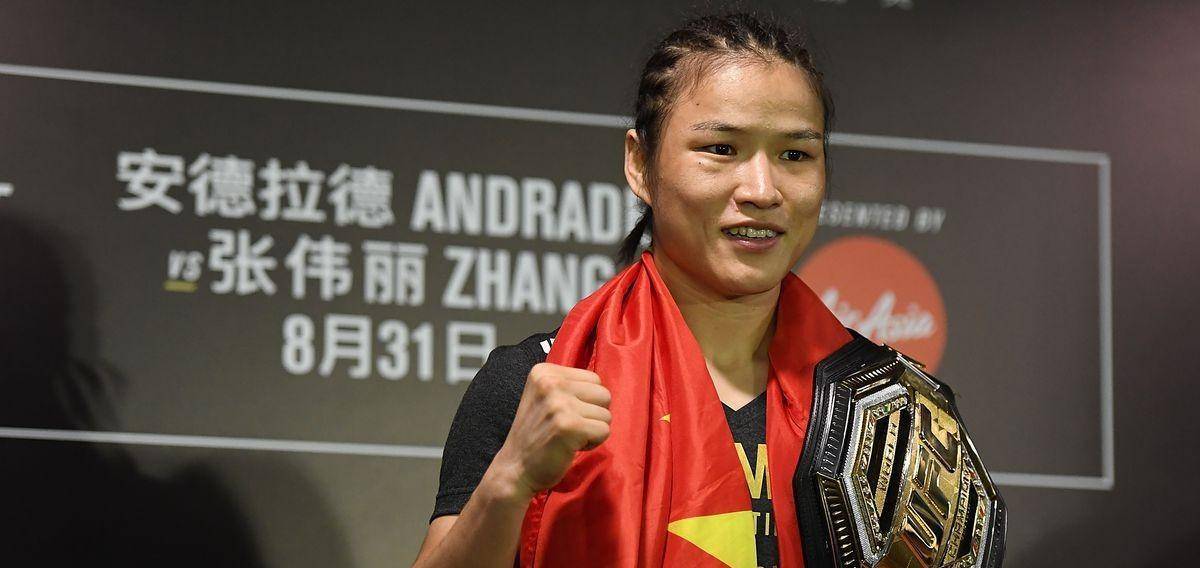 张伟丽接受采访,英语表现惊人,称想在中国进行ufc冠军卫冕战_比赛