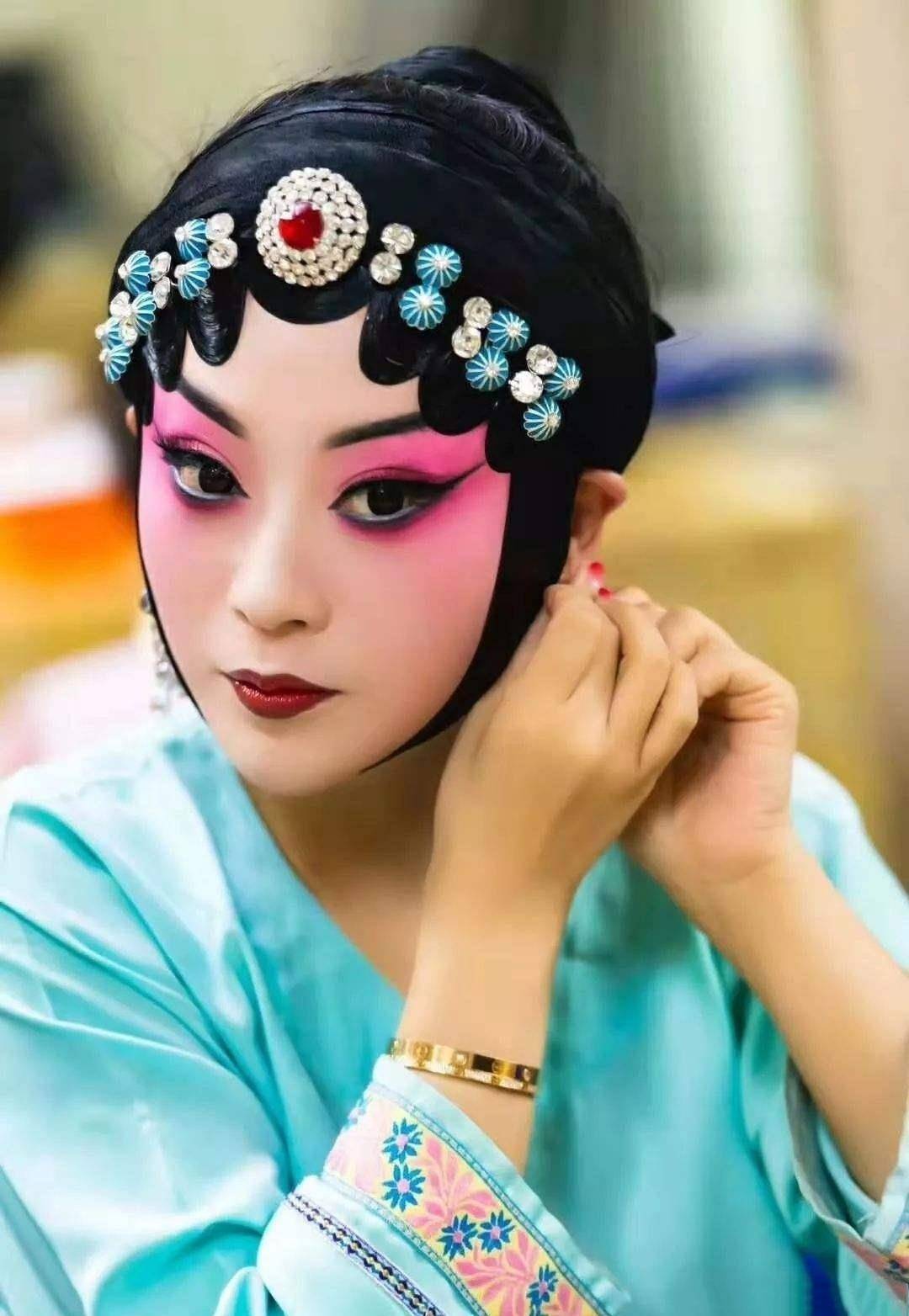 京剧琴师张素英因抑郁症离世,姜亦珊至今死因不得而知_名家_方式_艺术