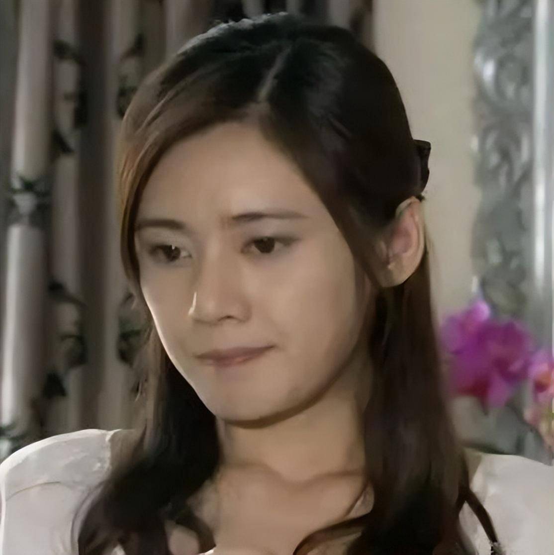 43岁秋瓷炫疑婚变!