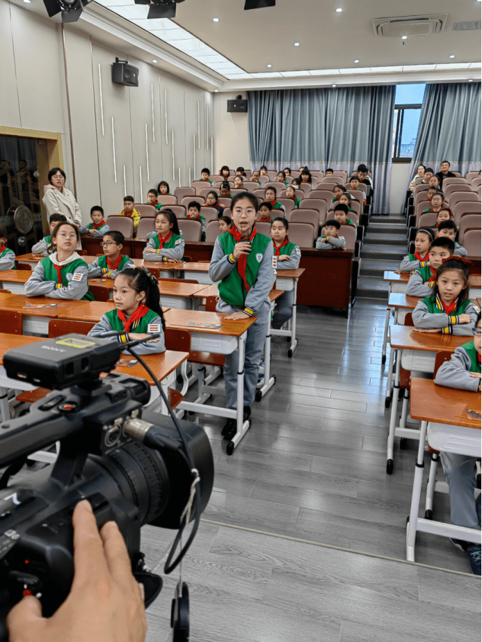 邮政路小学图片