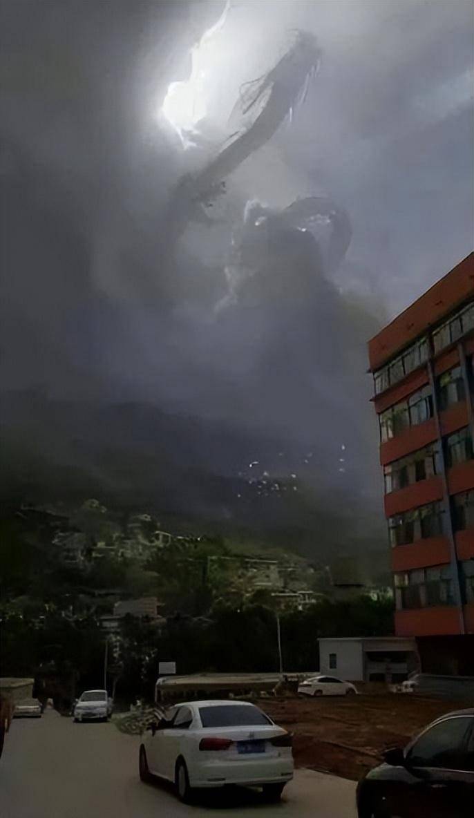 想起当年的一次神奇经历,天空出现了龙,永生难忘_徐亚红_时候_东西