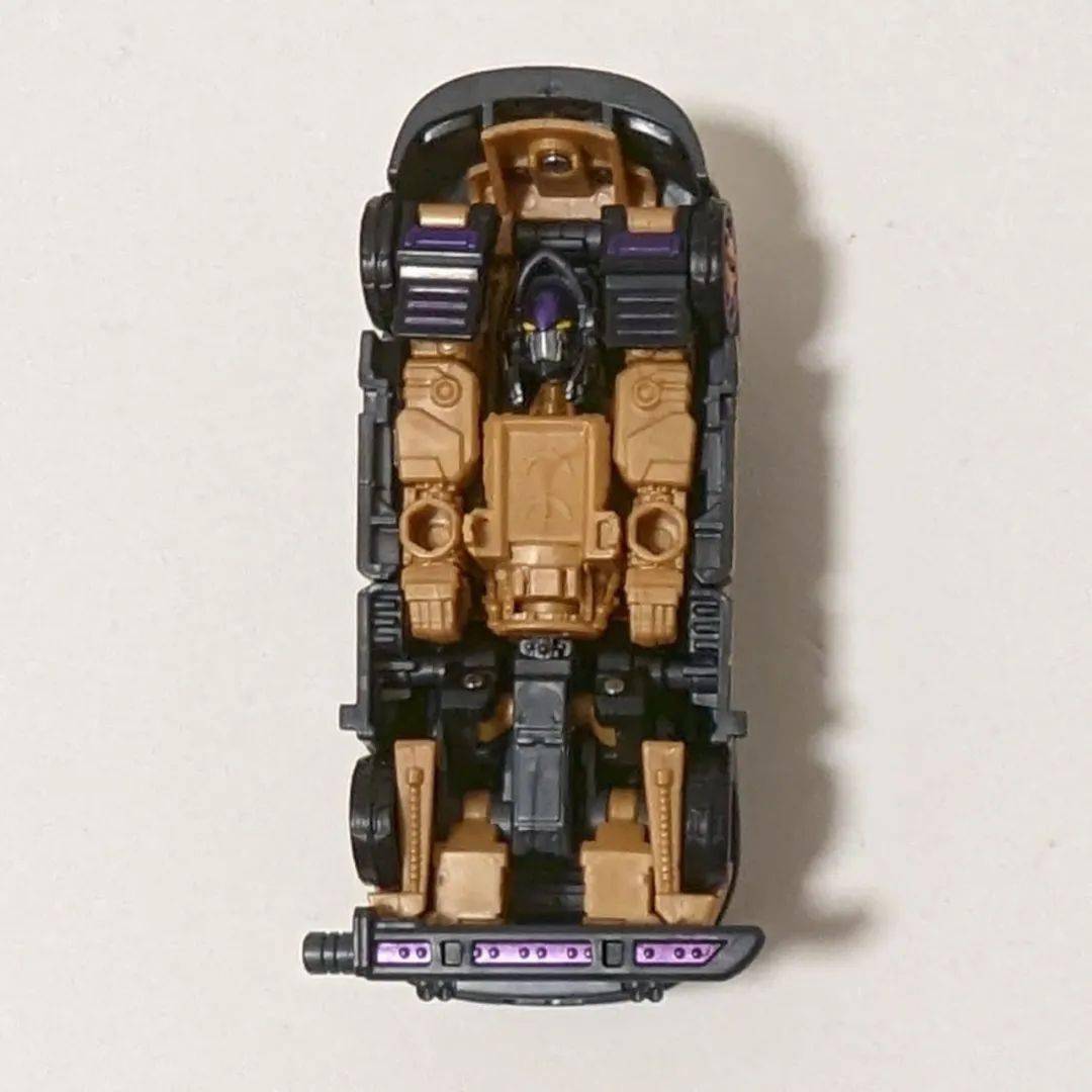 《变形金刚:超能勇士崛起》夜莺,千斤顶实物曝光