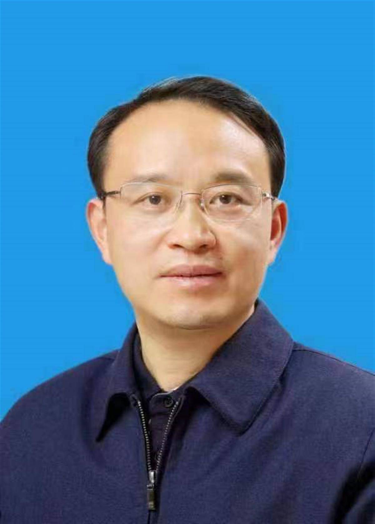 龙州县人民政府党组书记,县长,广西壮族自治区合浦县委书记,广西凭祥