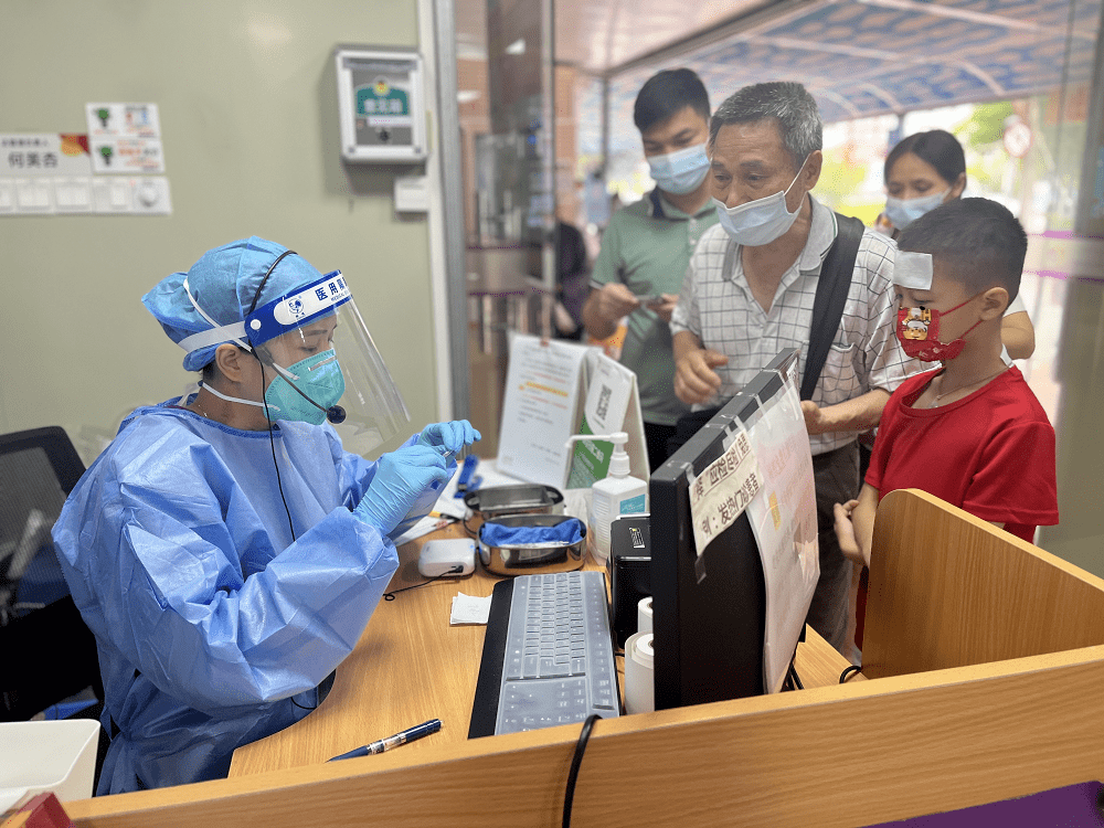 江门发热门诊情况如何?记者走访各大医院,发现._患者_检测_症状