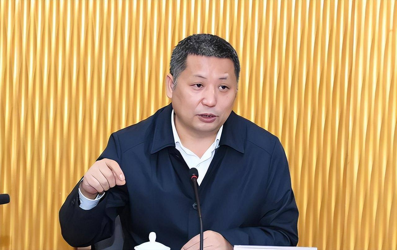 他被批"搞两面派,做两面人"_青海省_海西州_程利云