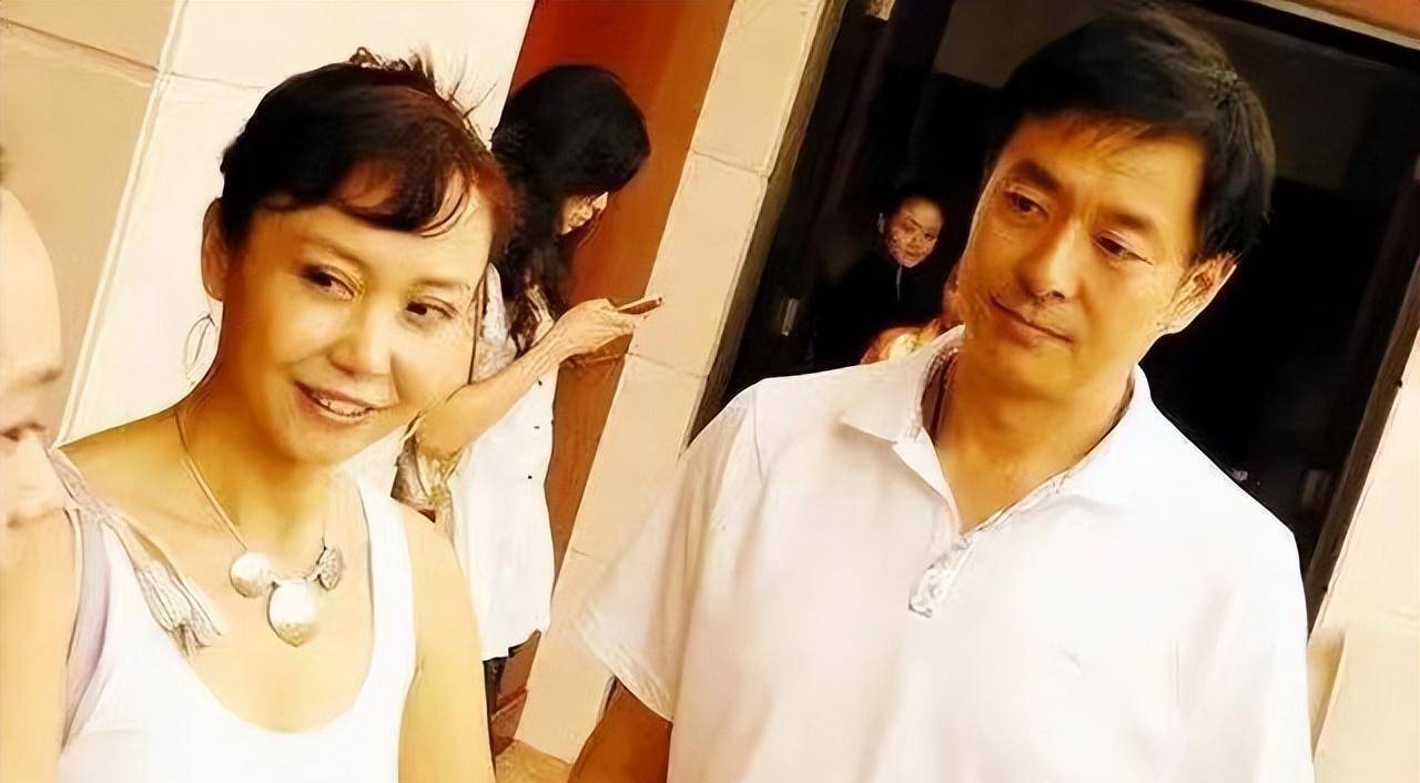 濮存昕:支持女儿嫁农村小伙,倒贴50万彩礼,69岁不敢老去_濮方_宛萍_小