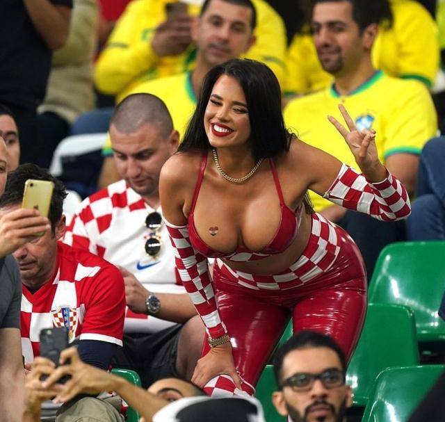 让球迷失望了！克罗地亚小姐火爆世界杯，傲人上围吸粉百万 