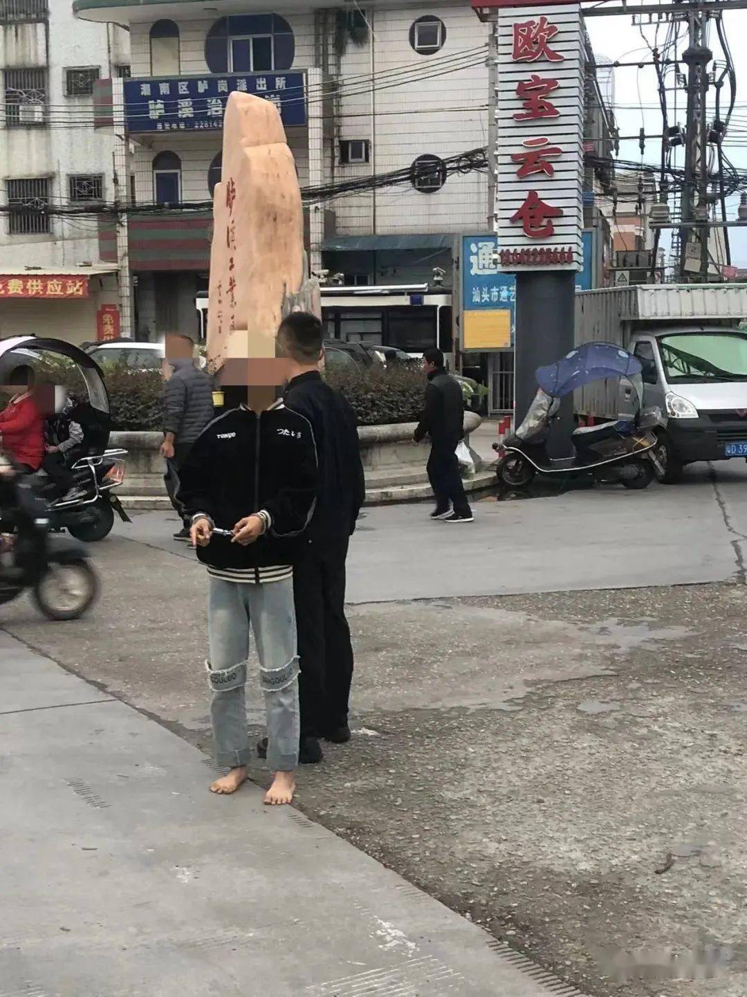 租售,想进更多潮南人的群犯罪嫌疑人指认现场"飙车族"常在夜间出没