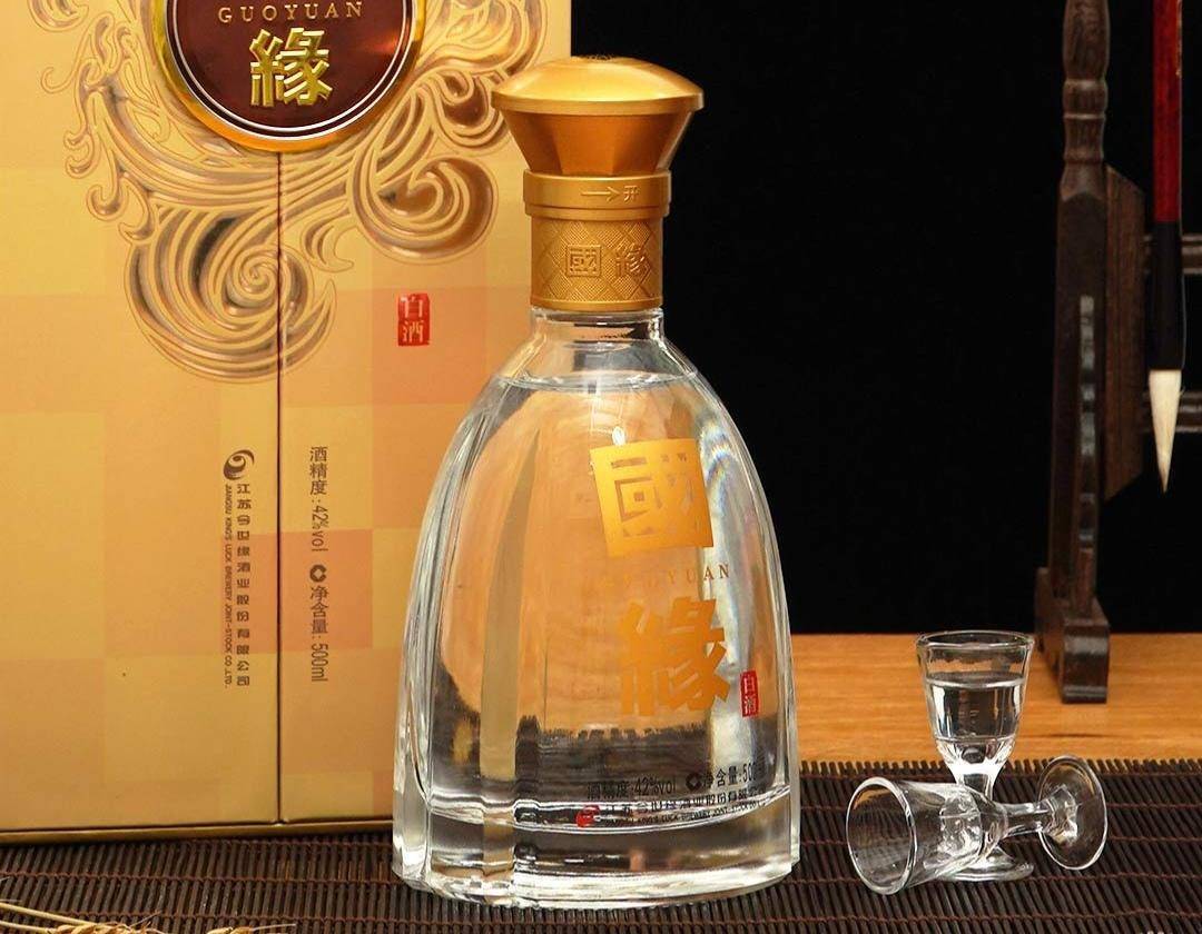 元旦聚会用酒看过来:8款白酒有口碑有人气,为您的聚会锦上添花_口感