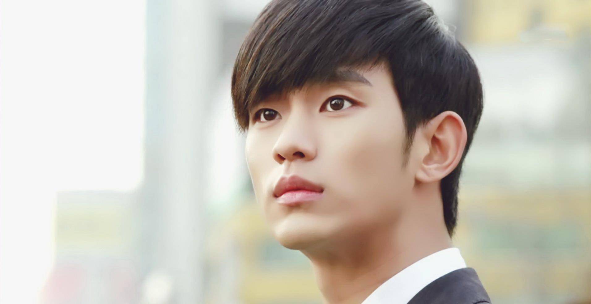 带你认识《梨泰院class》中的朴叙俊!_崔宇植_运动_她很漂亮