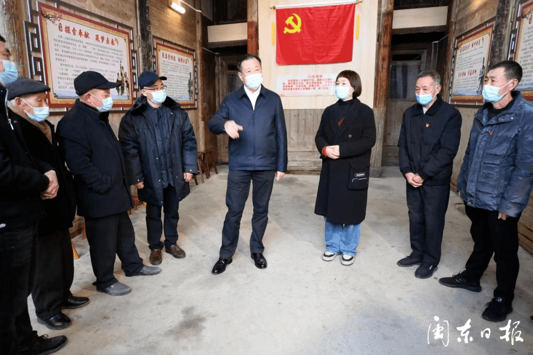 市领导张雄,刘笃凡分别参加有关活动.