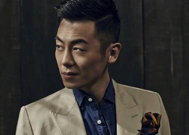 同样演痞子,前7位只能算模仿,最后一位隔着屏幕都让人害怕_角色_形象