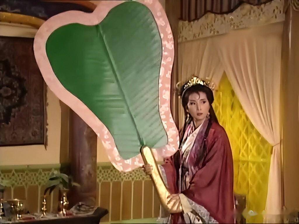 老君和铁扇公主手里芭蕉扇有啥不同?不能见面,更不能对扇?