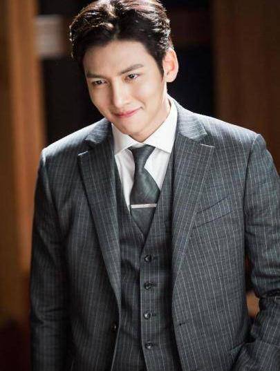 人间暖男池昌旭:出生贫寒华丽逆袭成明星,搭档金智媛迎来第二春_治愈