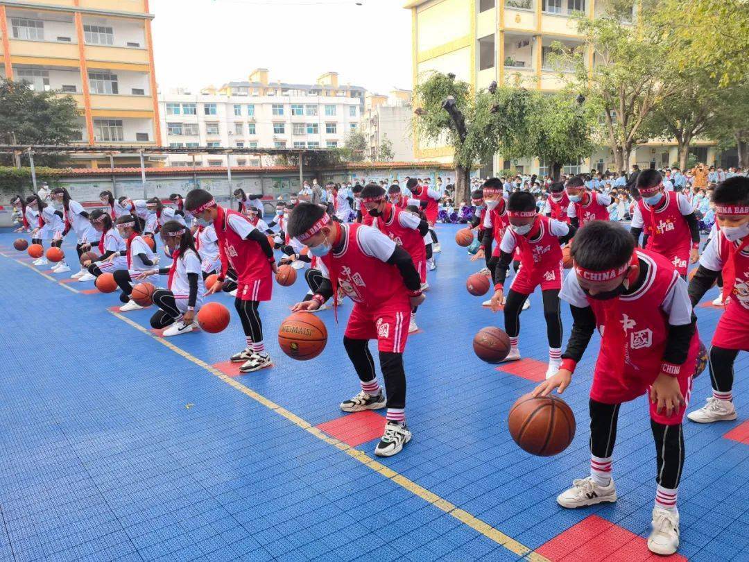 【教育在线】景谷二小举行第四十一届冬季运动会_比赛_班级_创意