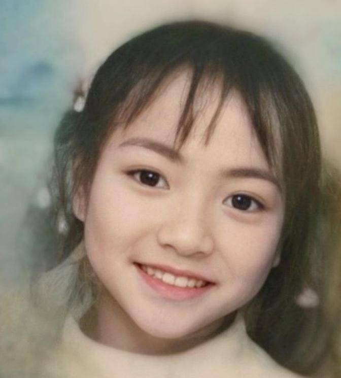 the9童年照大公开,虞书欣甜美,徐佳琪像男生,陆柯燃没想到_小时候