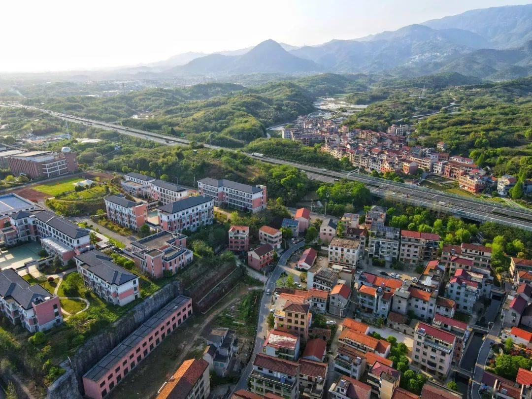 新时代 新征程 新伟业丨蹲点新狮街道沙溪村:人居环境获"点赞",这个