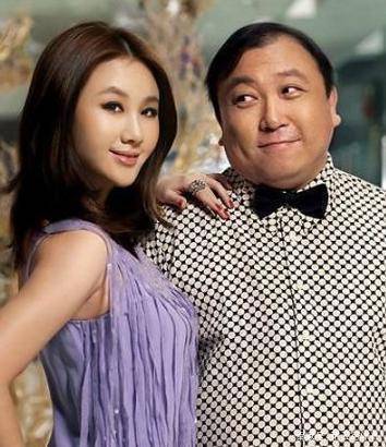 堪称王晶一手带大的晶女郎,嫁入豪门后生活幸福,今成霸道女总裁_孟瑶