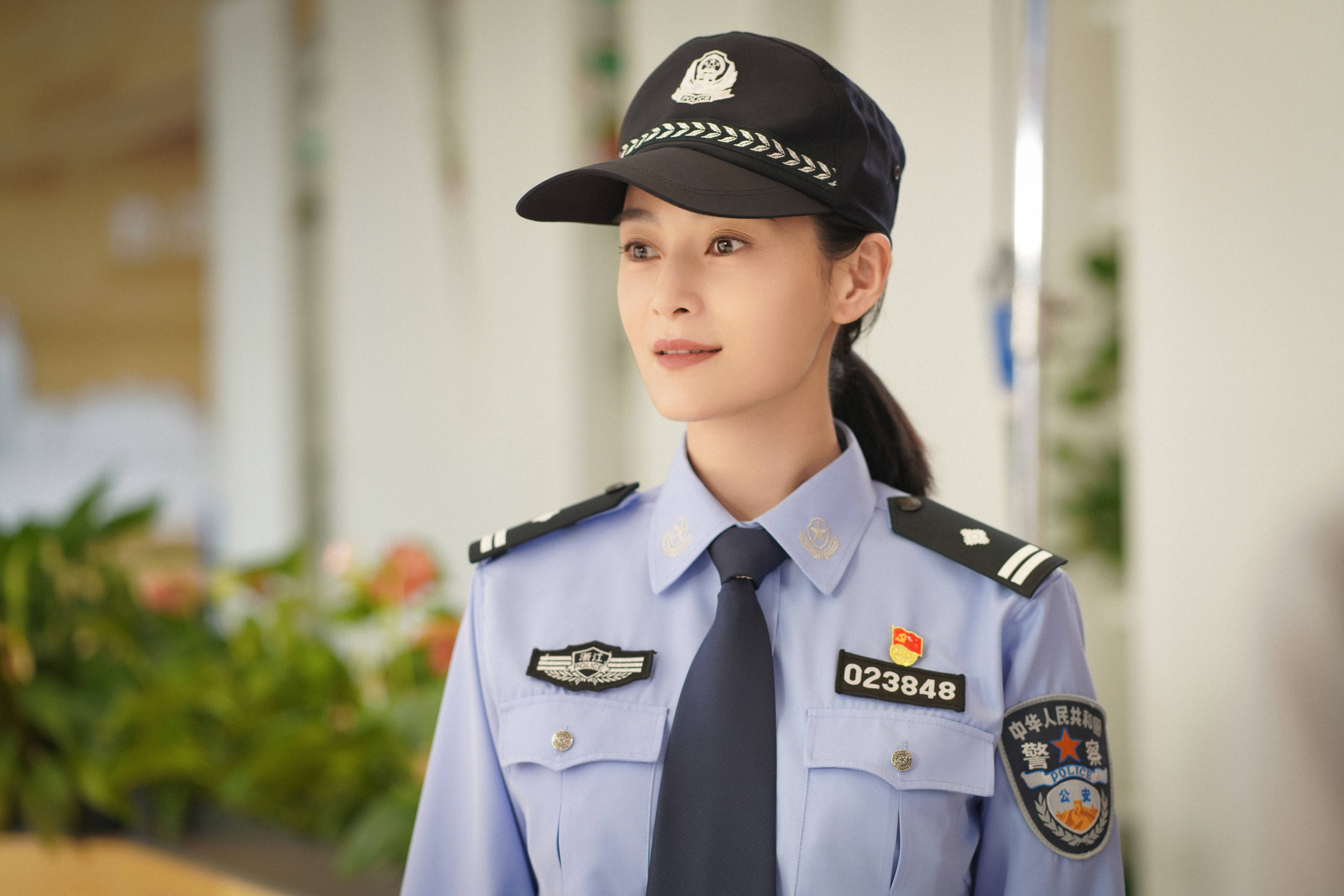 王媛可《护卫者》正在热播 临危受命担任派出所所长_陈晓静_工作_剧情