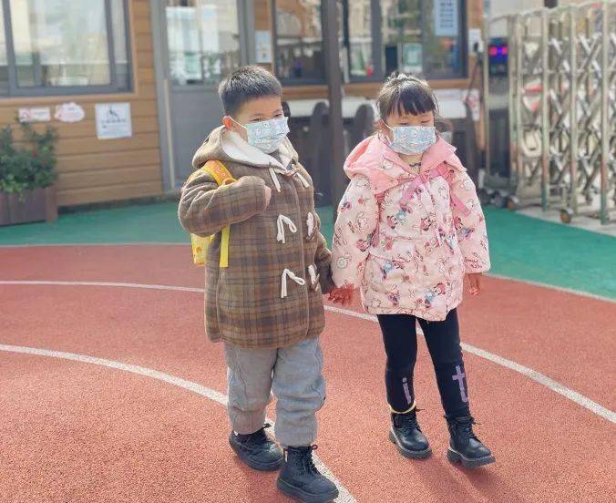 佩戴口罩我能行 争当健康"小卫士"——衢州市柯城区昌和幼儿园_病毒