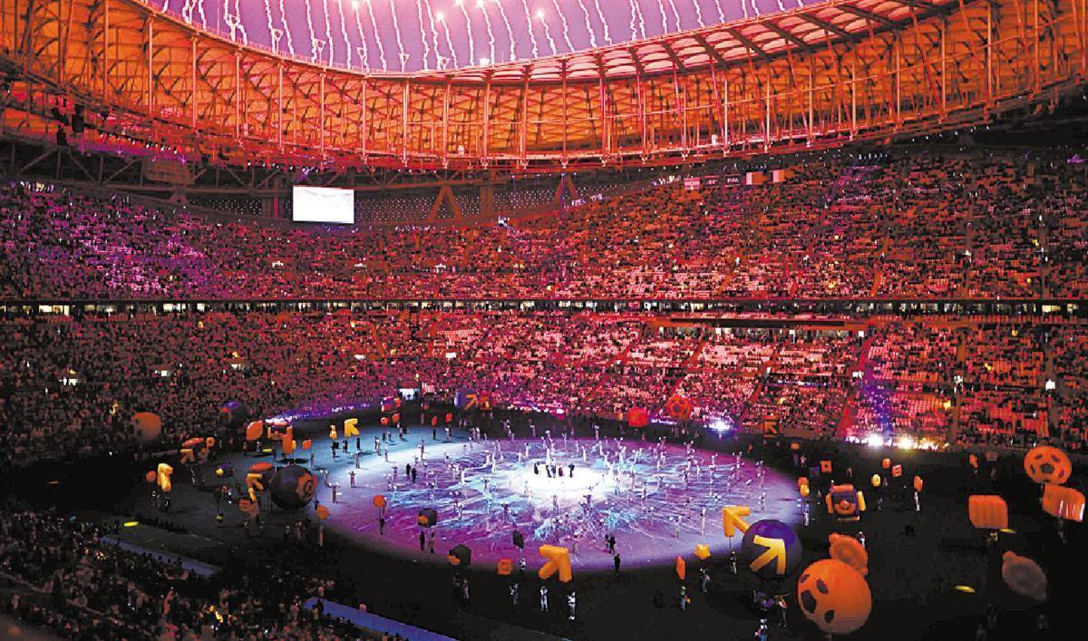 见证传奇时刻詹姆斯NBA直播中上演惊人扣篮与关键助攻