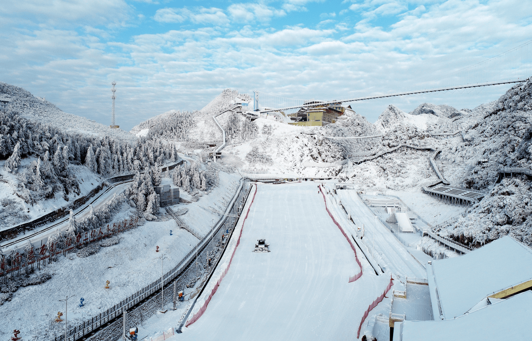 滑雪场建设迎来新时代
