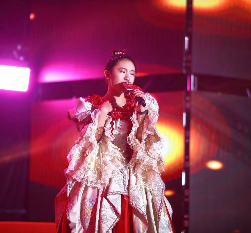 山海乘风迎百廿,历久弥新度华年——记丽水中学120周年校庆文艺演出