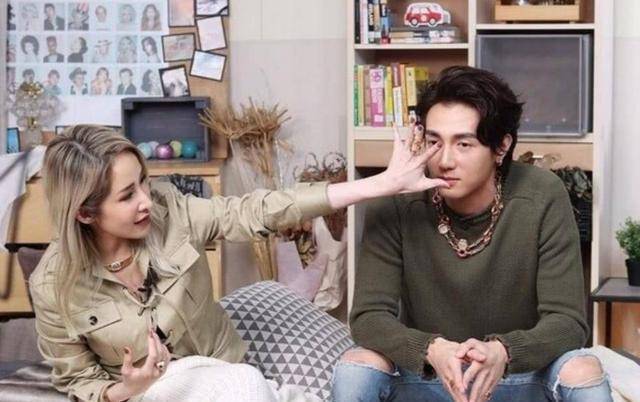 被狗咬伤后疤痕明显,坦言不喜欢现在的样子_狗狗_黄皓_妈妈