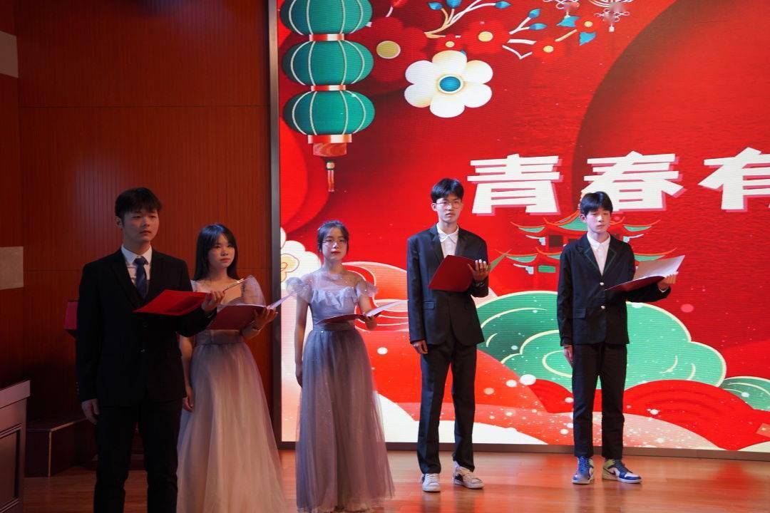 桐乡二中举行元旦文艺汇演,共同迎接2023!_石小丽_收获_师生