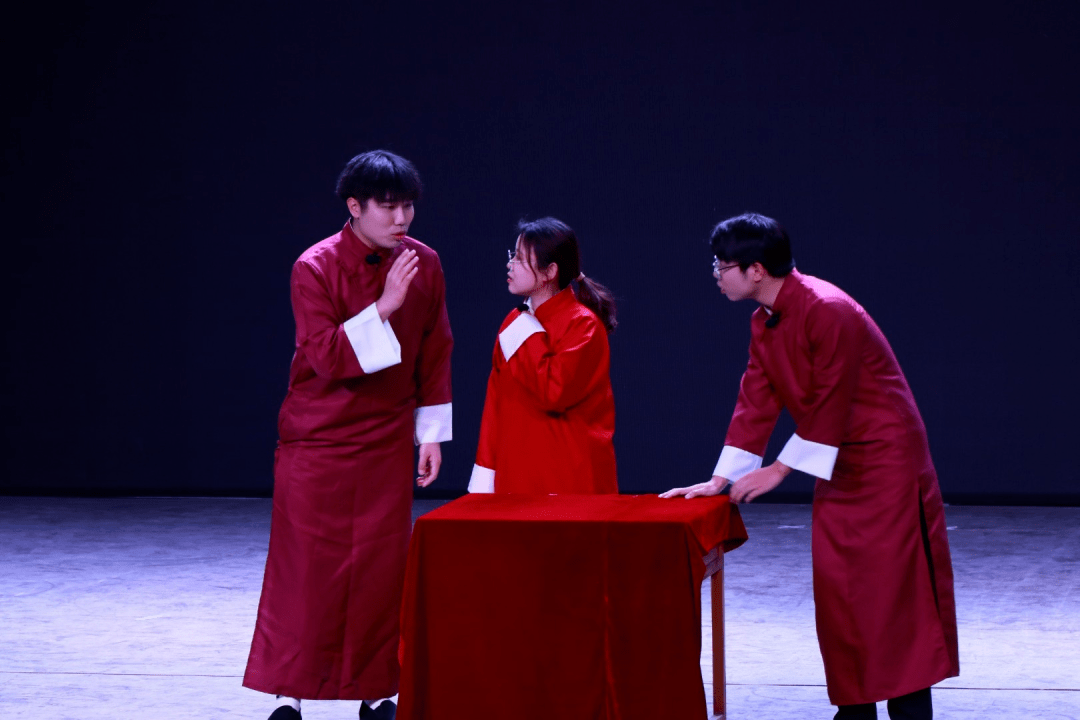 小艺!25周岁,生日快乐!_大学生_河南_青春