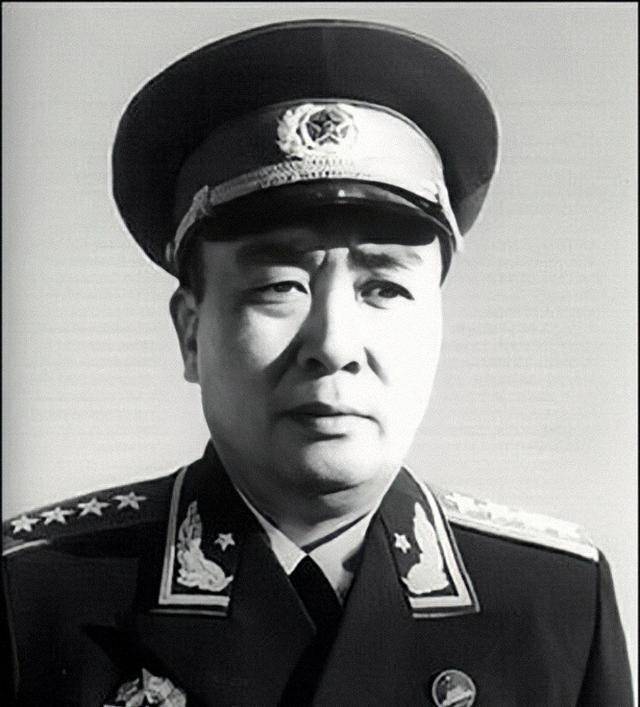 晚清将军心忧天下,培养出2位开国大将,带动2位八路军旅长_陈赓_谭政