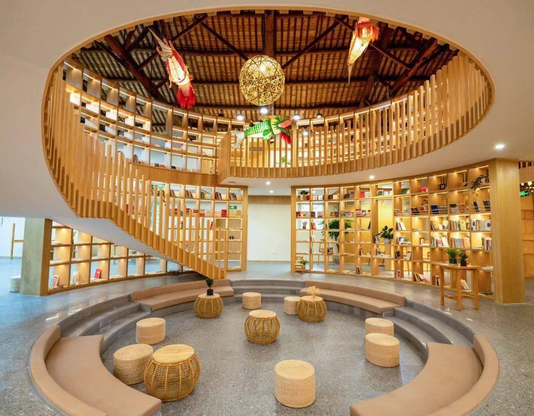 小强书屋半山村聚合了杭宣古道及独松关,釜托寺,摩崖石刻,洪家官厅,俞