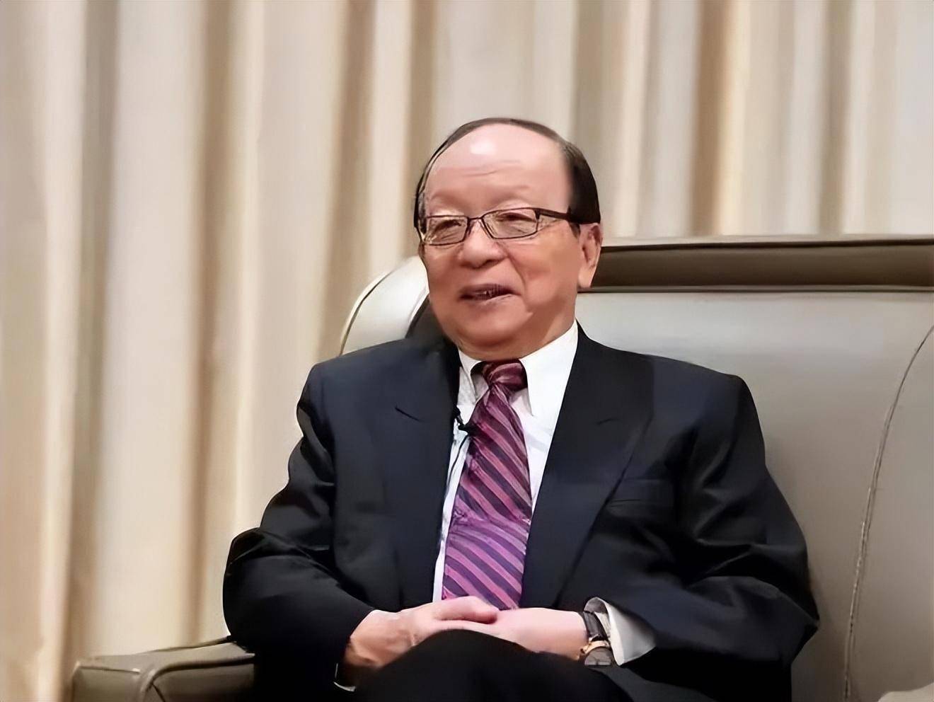 蒋经国私生子的艰难认亲路:蒋孝慈至死未归宗,蒋孝严62岁改姓蒋