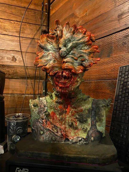 玩家自制《美末》循声者雕像:细节到位 造型怖人_敏感度_声音_reddit