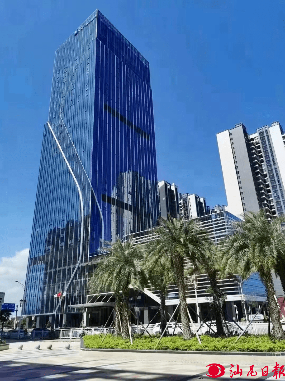 他是大名鼎鼎的“广州好迪之父”,24岁开厂,32岁建起大型日化集团,在家乡投资兴建大美妆产业园!_黄家武_海丰县_汕尾