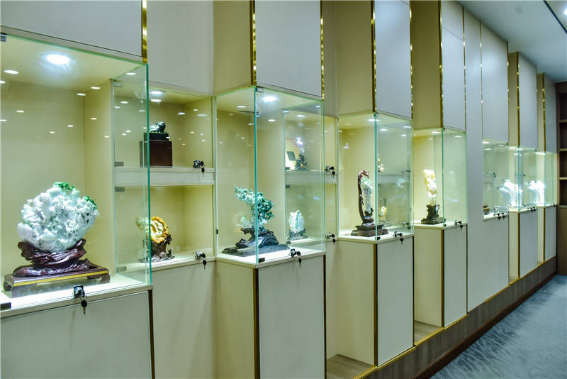 00-12:00,14:00-18:00地点:三联商业广场五楼吉华玉石珠宝展厅此次