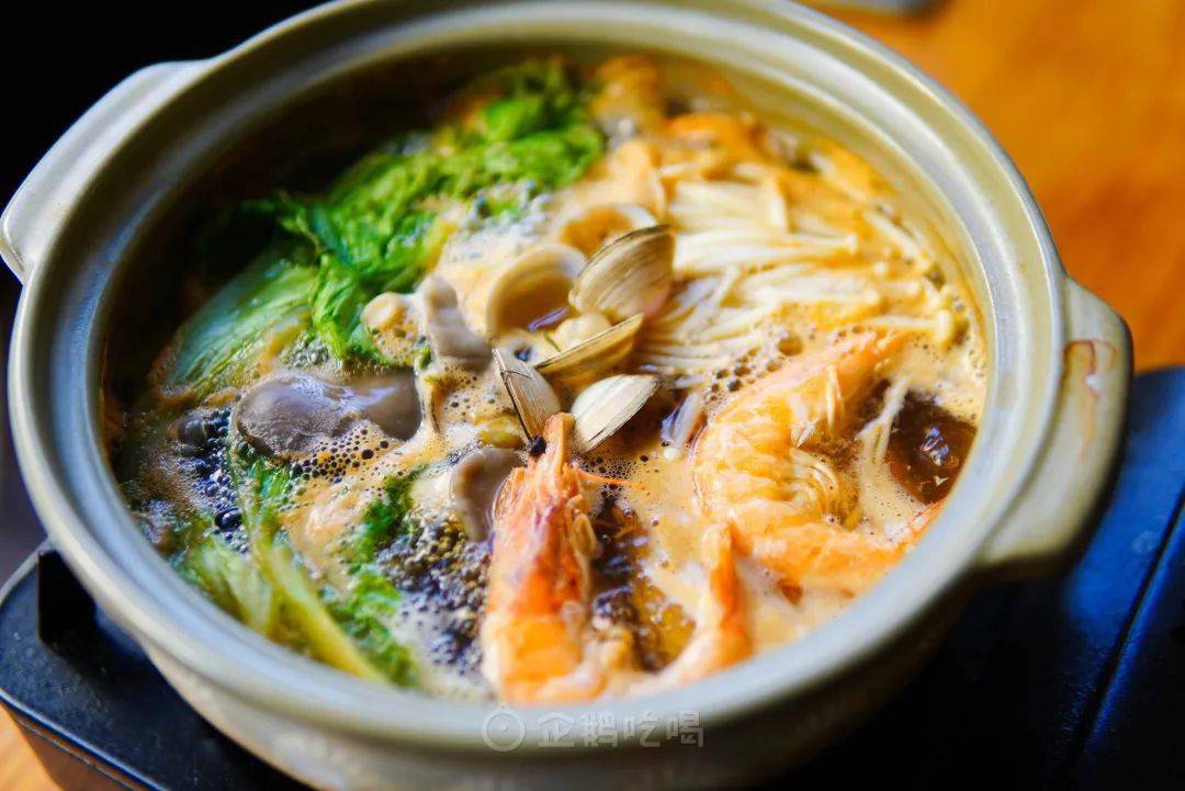 9035元左右日本有个火锅汤底专业户叫daisho,特别擅长海鲜汤底的