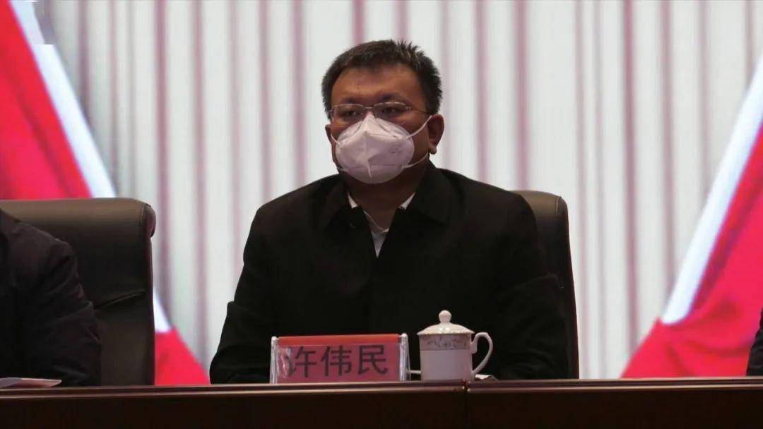 许伟民强调,全县广大妇女要着眼大局,自觉投身县域发展主战场,以实际