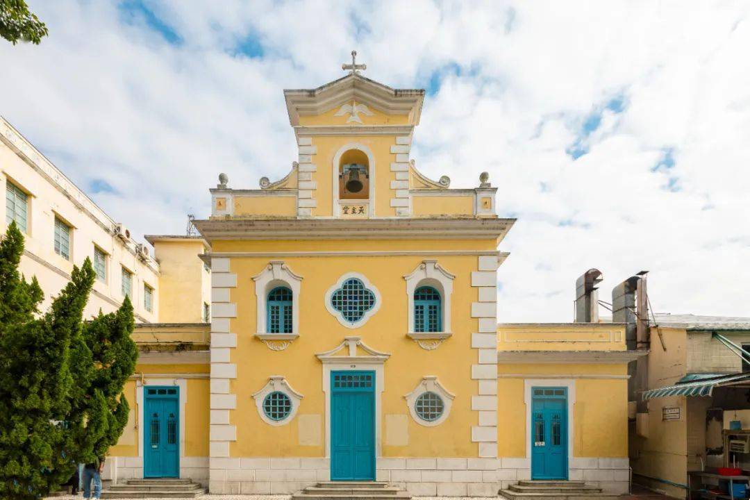 着原始的渔村风貌,非常适合花半天的时间来散散步,是澳门人的后花园