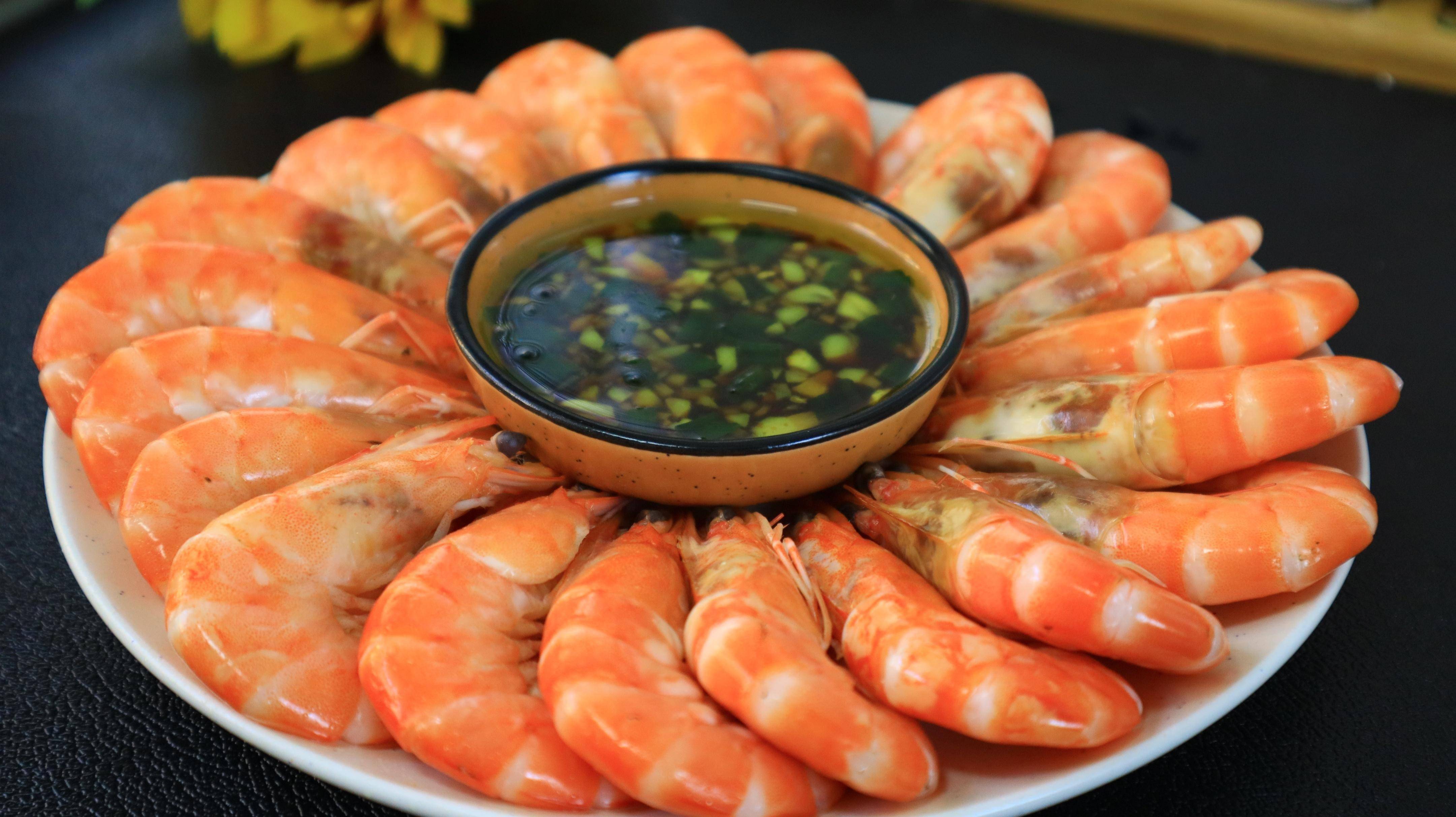 牢记:不吃2物,多吃4样,增强免疫力,助力恢复_食物_香蕉_白灼虾