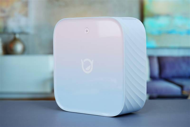 千元高颜值！联想小新100智能投影仪晨曦蓝评测：家庭影院入门就选它了