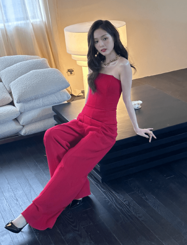 吴宣仪黑图?_合作_晚会_什么