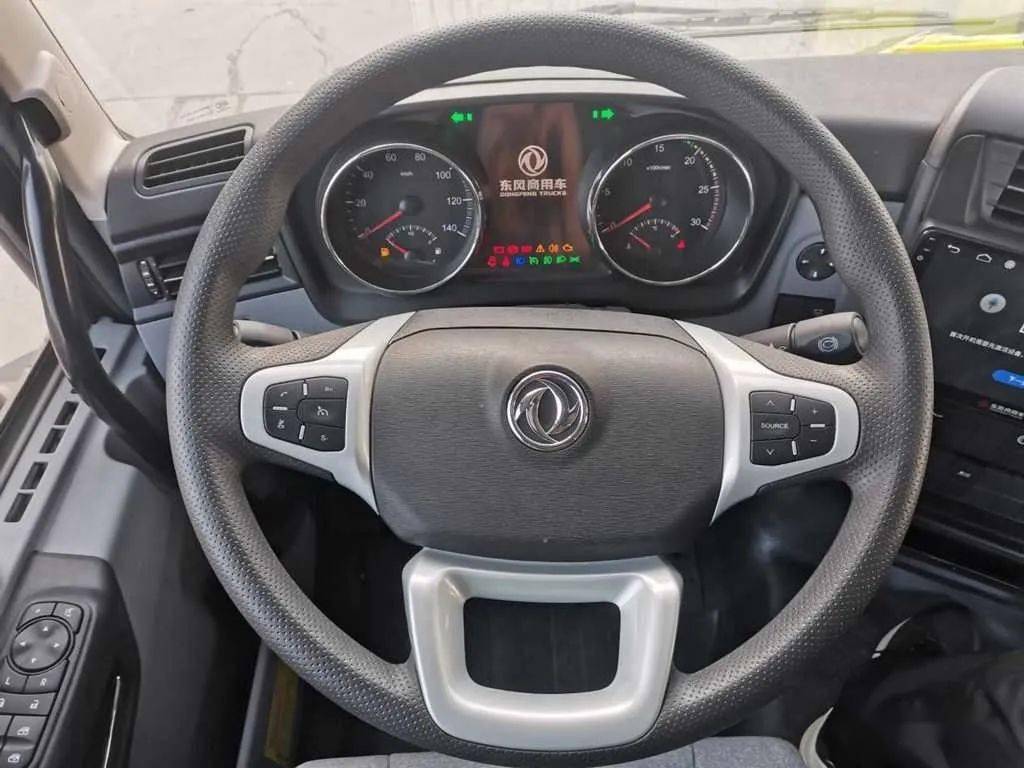 为中长途快递快运量身打造的"高顶三卧"东风天锦kr plus_搜狐汽车