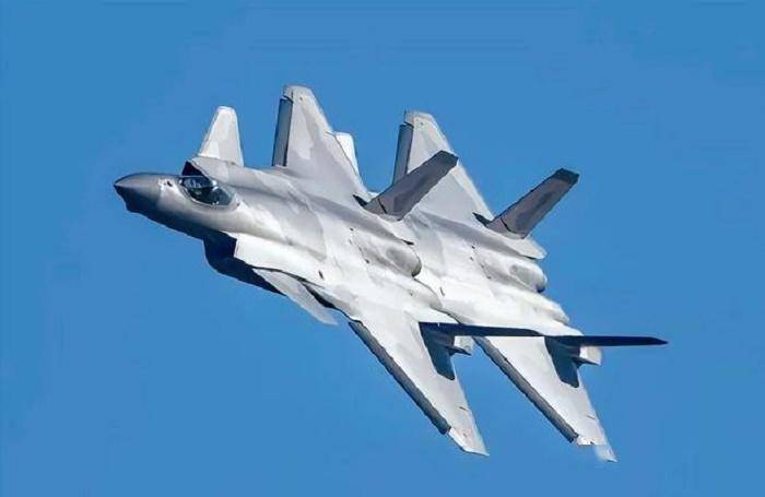 2023年殲-20將成全球最大的雙發隱身戰鬥機機群_速度_中國空軍_飛機