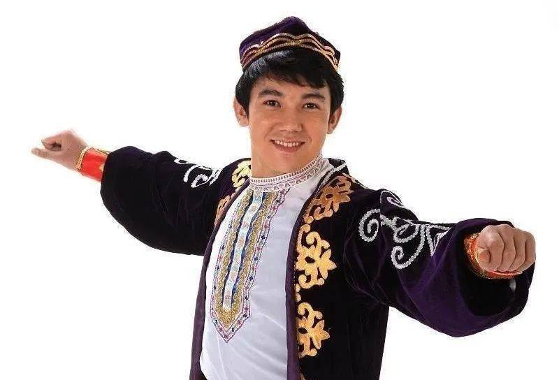 新疆各民族的花帽,你知道多少?涨知识_戴帽子_刺绣_图案