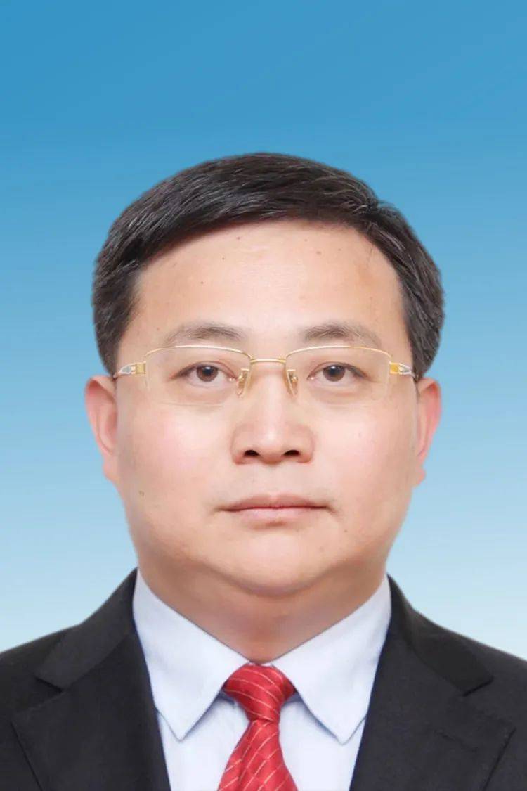 王浩,男,汉族,1971年6月生,大学,中共党员,现任云南省人民政府副省长.