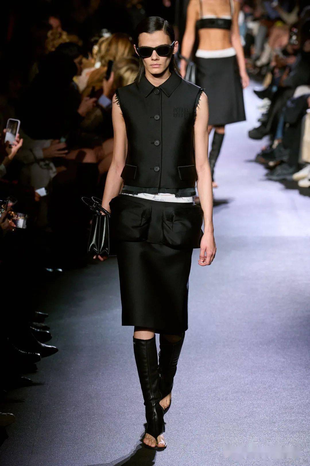 秀场| miu miu 2023 春季成衣系列_趋势_星标_春夏