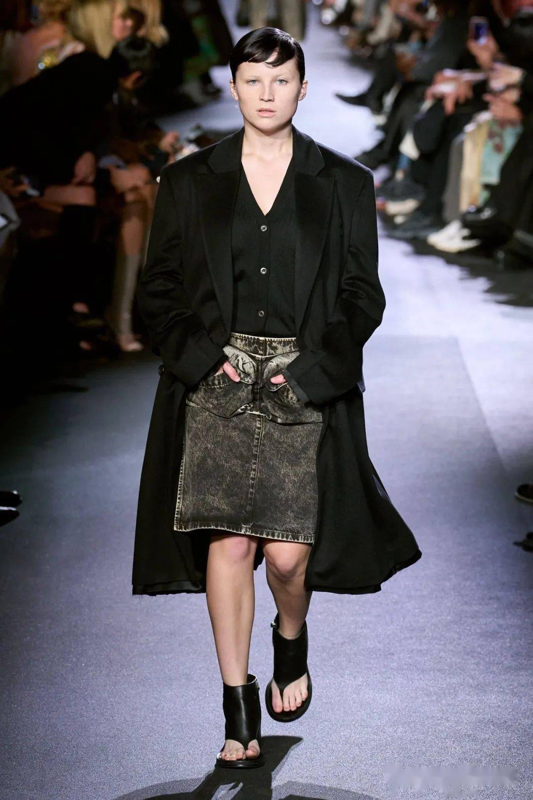 秀场| miu miu 2023 春季成衣系列_趋势_星标_春夏